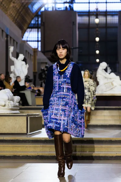 Look 13